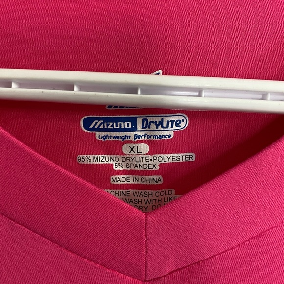 Tshirt - Picture 2 of 3